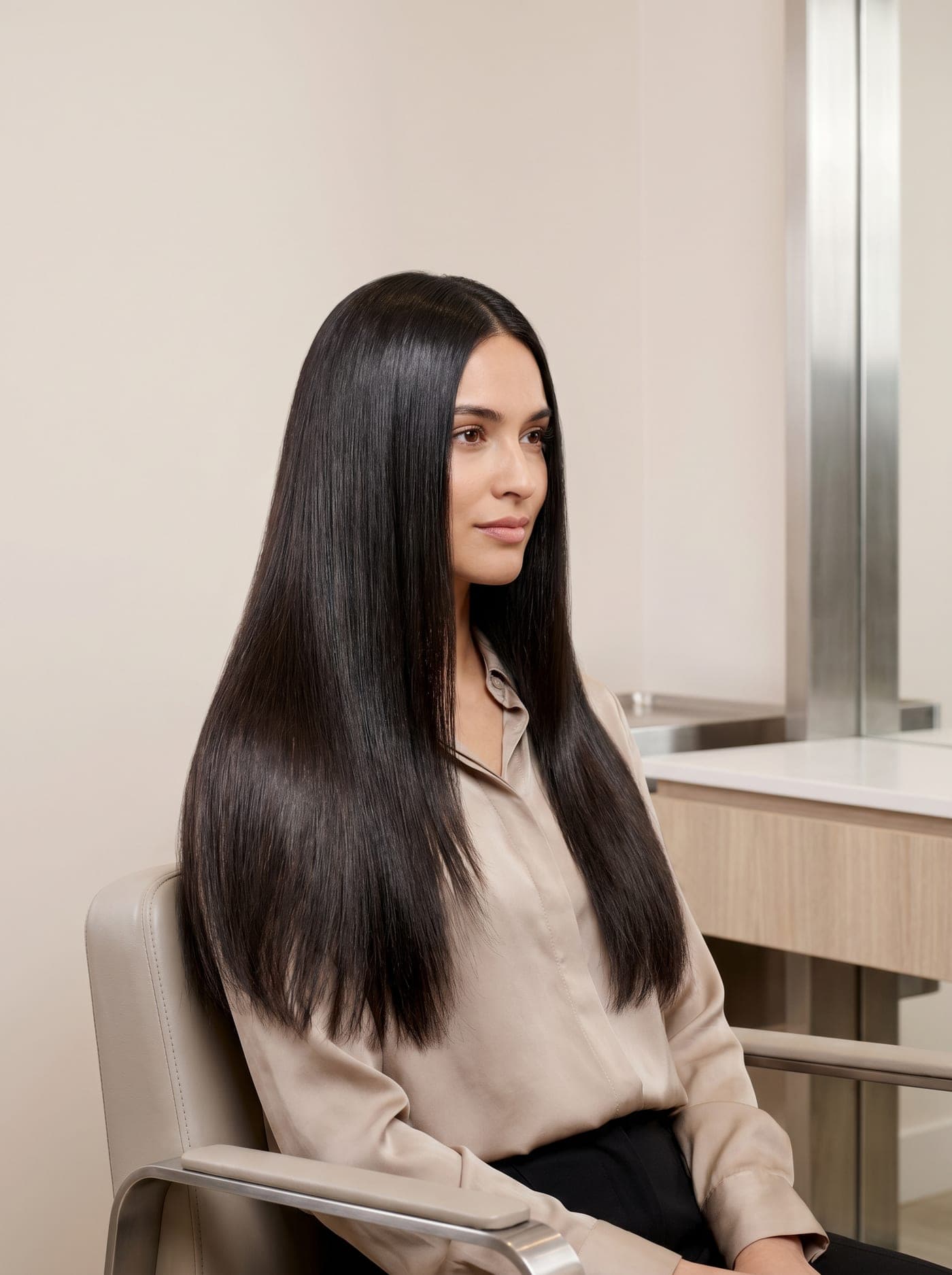 Mirror-smooth hair after a keratin treatment