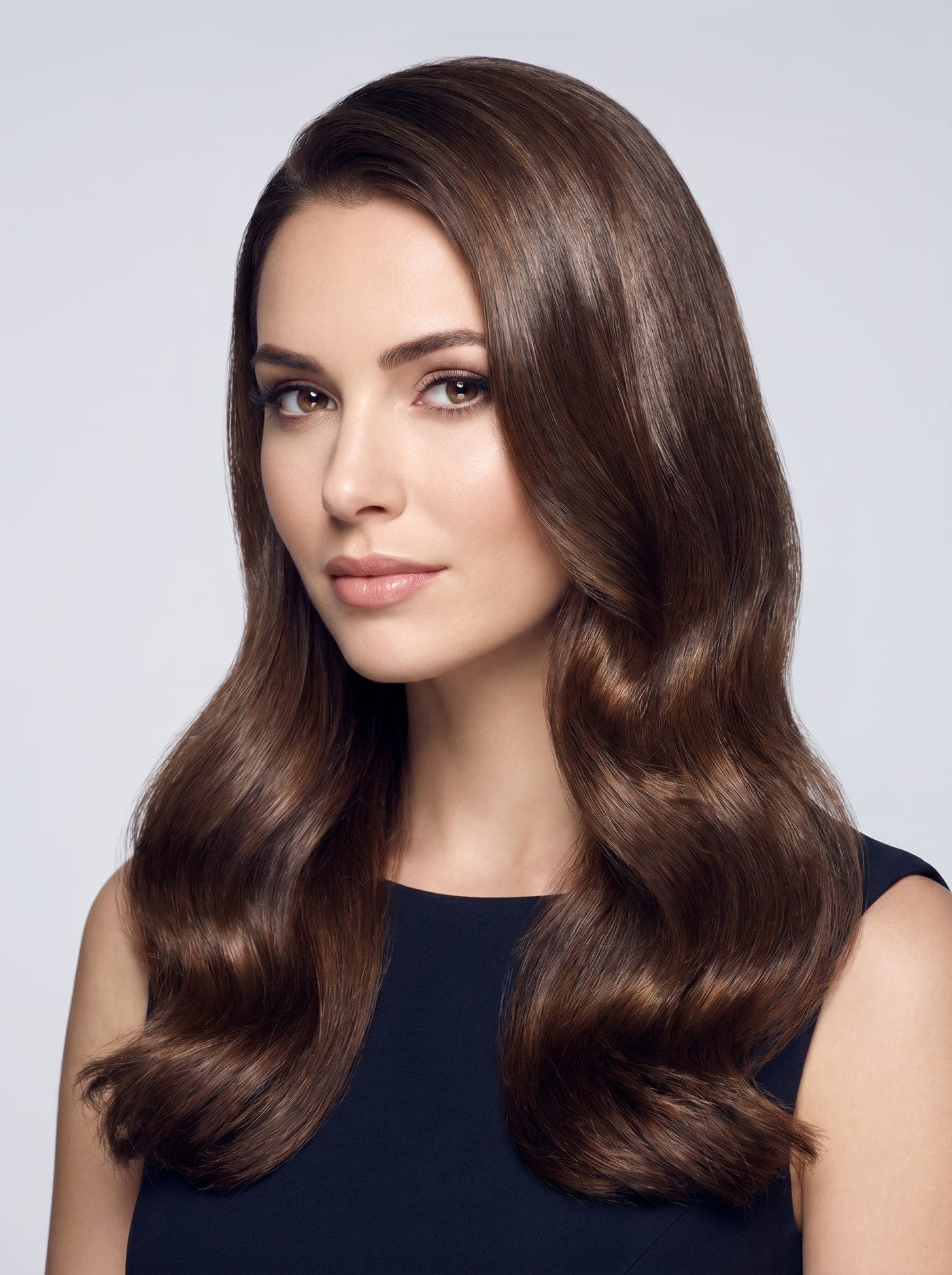 Glossy Hollywood waves